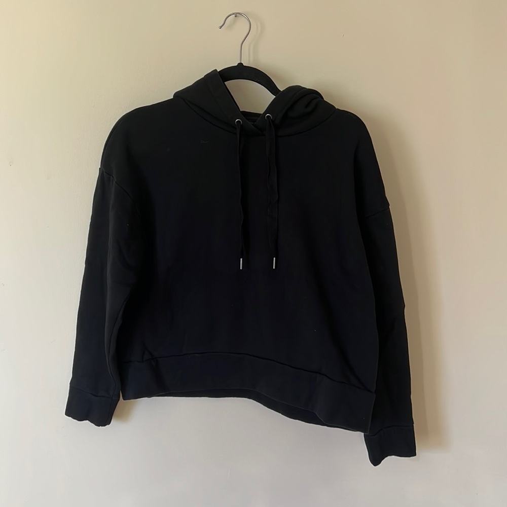 Banana Republic Cropped Black Hoodie